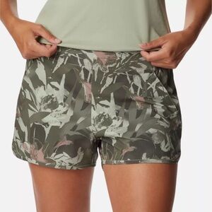 Columbia Pleasant Creek Stretch Short